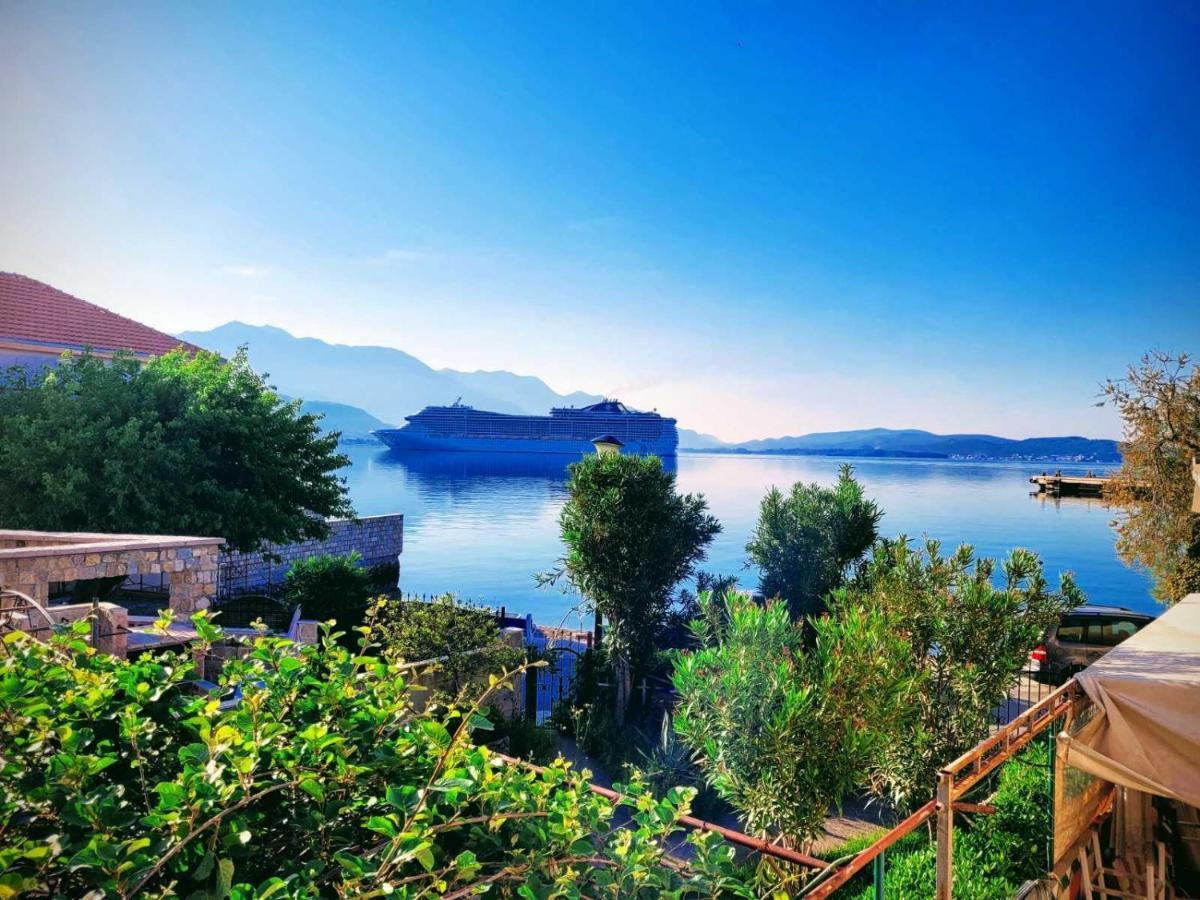 Riva Del Mare Apartment *
